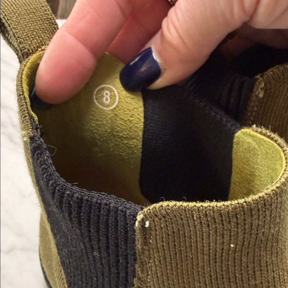 Rothy's Women's The Lug Sole Slip on Chelsea Boot in Brown Chartreuse size 8 TTS - Picture 2 of 16